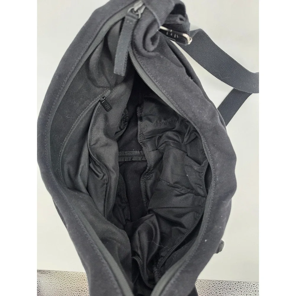 BÉIS The Carryall Crossbody Bag Black Cotton Canvas Crescent Shoulder Bag